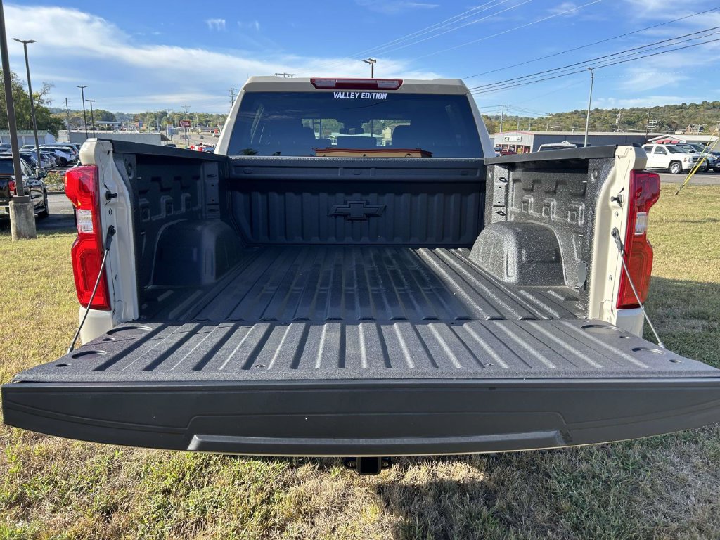 New 2026 Chevrolet Silverado 1500 RST w/ RST Select Package AWD/4WD image 11