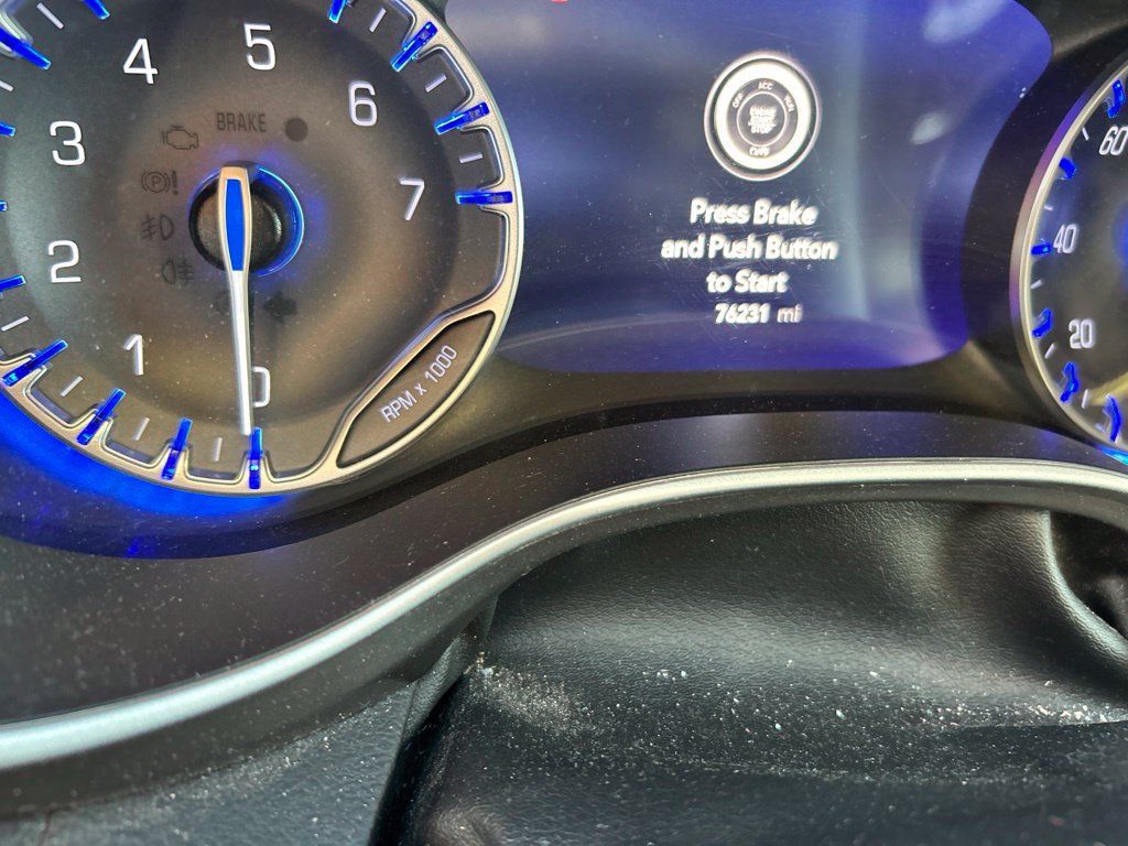 Used 2022 Chrysler Pacifica Touring-L FWD image 7