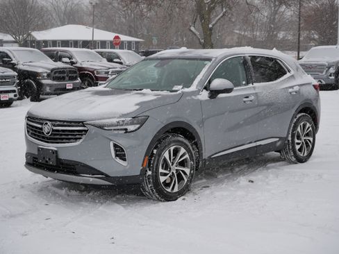 Used 2023 Buick Envision Essence image 4