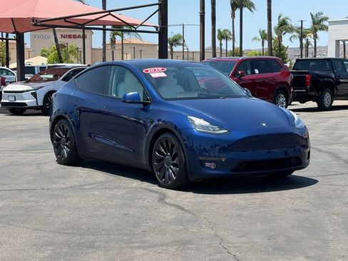 Used 2020 Tesla Model Y Performance AWD/4WD image 3