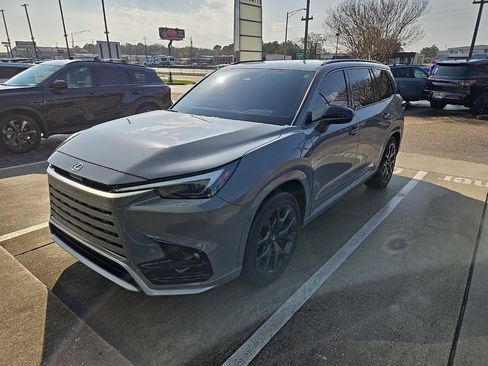 Used 2024 Lexus TX 500h AWD image 2