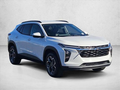 New 2026 Chevrolet Trax LT image 7