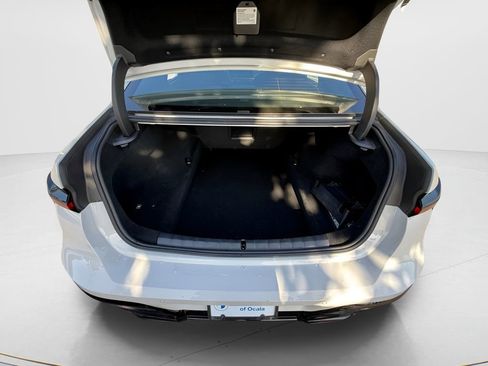 Certified 2023 BMW 740i RWD image 24