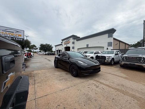 Used 2021 Tesla Model Y Performance AWD/4WD image 44