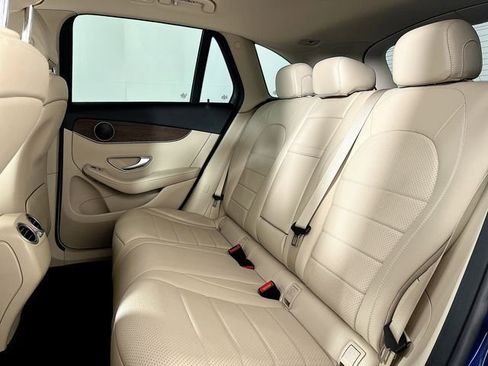 Used 2022 Mercedes-Benz GLC 300 image 24