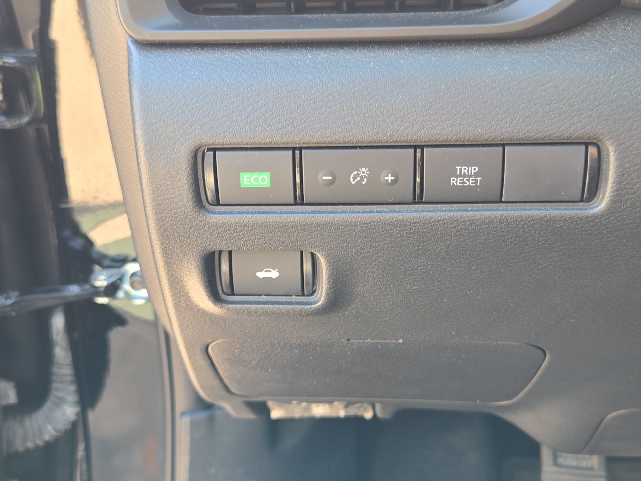 Used 2025 Nissan Sentra S FWD image 21