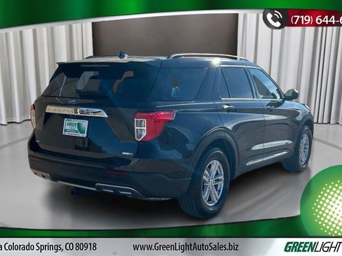 Used 2020 Ford Explorer XLT w/ Equipment Group 202A image 5