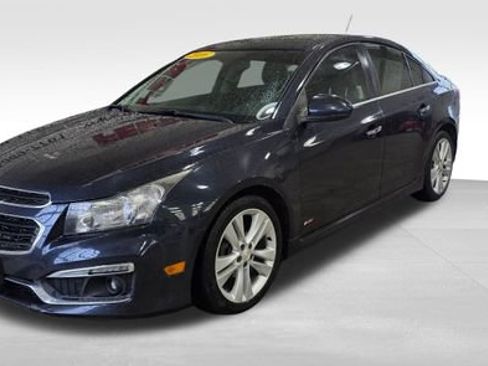 Used 2016 Chevrolet Cruze LT image 1