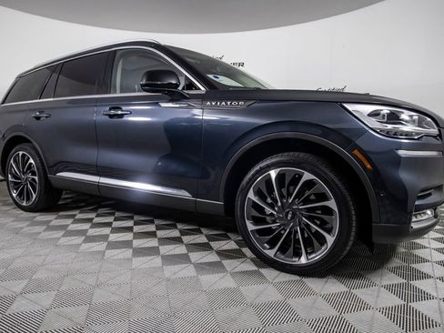 Used 2024 Lincoln Aviator Reserve w/ Equipment Group 201A AWD/4WD image 2