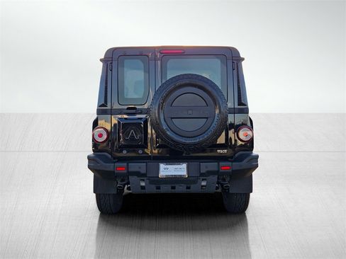 Used 2024 INEOS Grenadier Fieldmaster Edition image 5