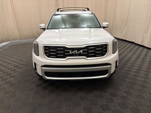 Certified 2024 Kia Telluride S w/ S Sunroof Package image 2