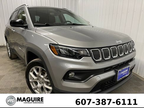 Used 2022 Jeep Compass Latitude AWD/4WD image 10