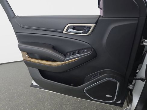 Used 2016 GMC Yukon Denali w/ Open Road Package image 28