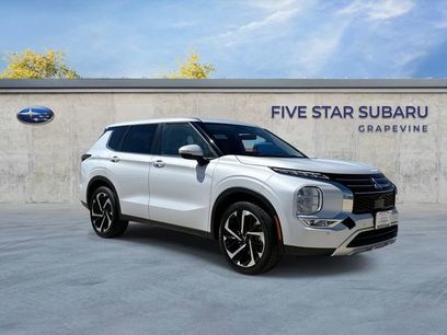 Used 2024 Mitsubishi Outlander SE