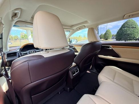 Used 2018 Lexus RX 350L w/ Premium Package image 19