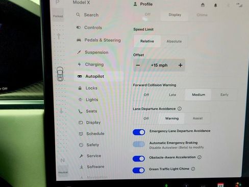 Used 2022 Tesla Model X Plaid image 22