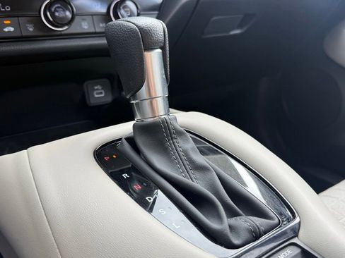 Certified 2024 Honda HR-V LX image 19