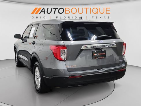 Used 2024 Ford Explorer 4WD image 3