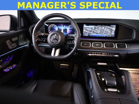 Used 2025 Mercedes-Benz GLS 450 4MATIC image 54