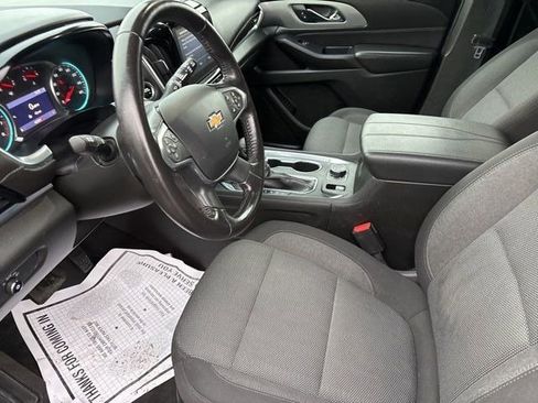 Used 2022 Chevrolet Traverse LT w/ LPO, Floor Liner Package image 11