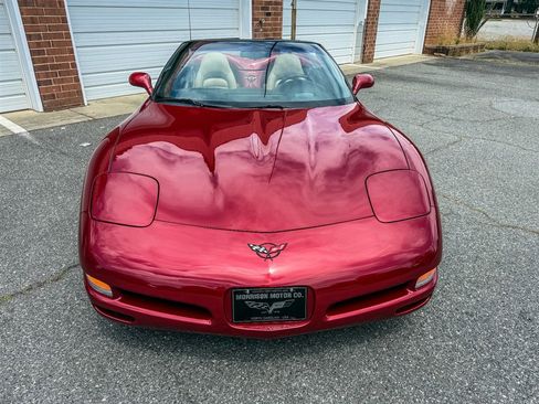 Used 1999 Chevrolet Corvette Convertible w/ Memory Pkg RWD image 13