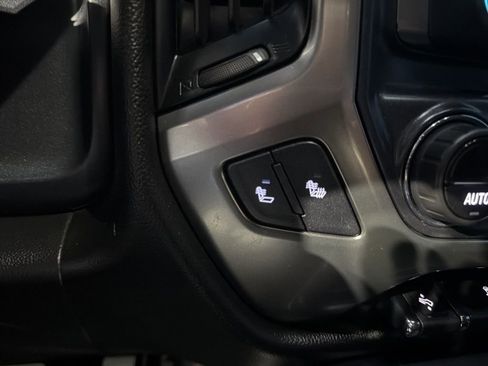 Used 2018 Chevrolet Silverado 1500 LT w/ Texas Edition image 33