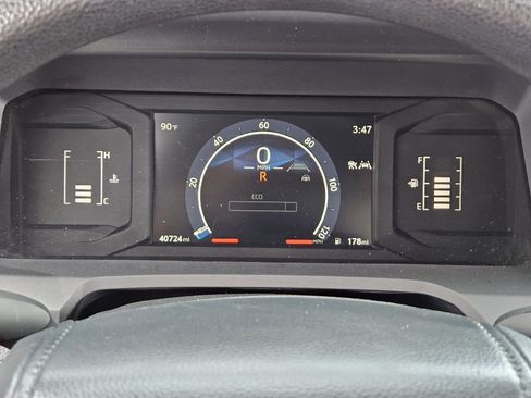 Used 2024 Toyota Tacoma SR RWD image 16