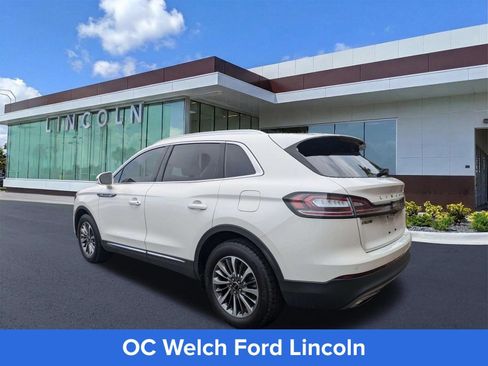 Certified 2022 Lincoln Nautilus FWD w/ Premium Package image 4