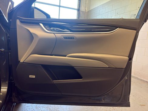 Used 2014 Cadillac XTS Vsport Premium AWD/4WD image 23