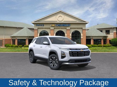 New 2026 Chevrolet Equinox LT w/ Safety and Technology Package image 2