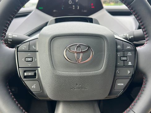 New 2026 Toyota Prius Plug-In Hybrid FWD image 26