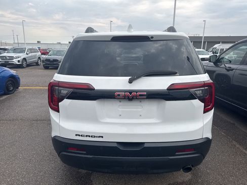 Used 2021 GMC Acadia SLE w/ Elevation Edition image 11