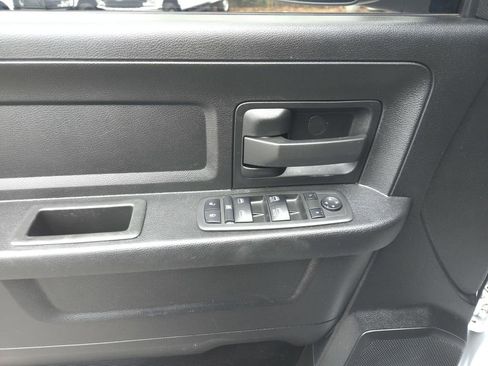 Used 2022 RAM 3500 Tradesman w/ Chrome Appearance Group AWD/4WD image 13