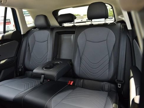 New 2026 Volkswagen Tiguan SE AWD/4WD image 22