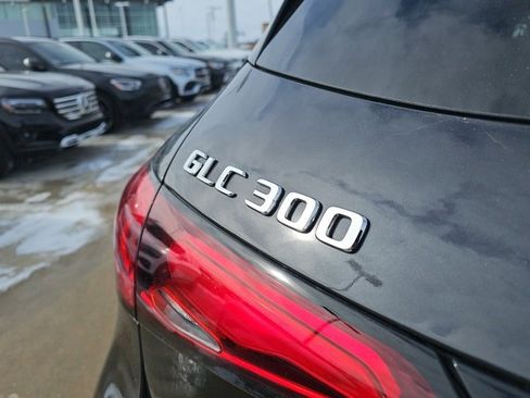 Used 2025 Mercedes-Benz GLC 300 GLC 300 image 6
