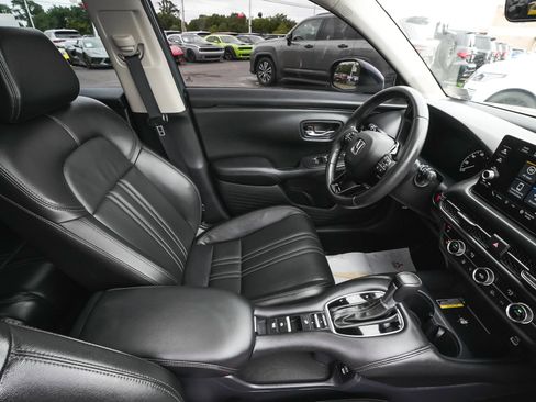 Used 2025 Honda HR-V EX-L image 40