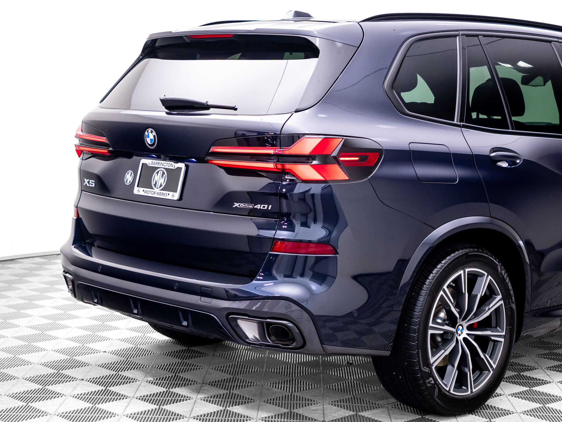 Used 2026 BMW X5 xDrive40i AWD/4WD image 33