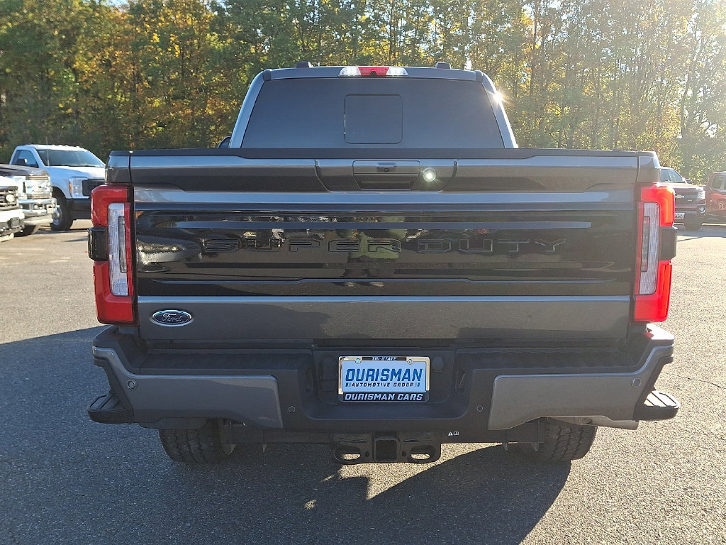 Used 2025 Ford F250 Platinum w/ FX4 Off-Road Package AWD/4WD image 5