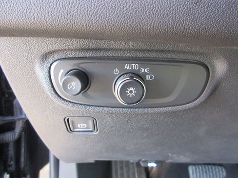 Certified 2023 GMC Terrain SLE image 22