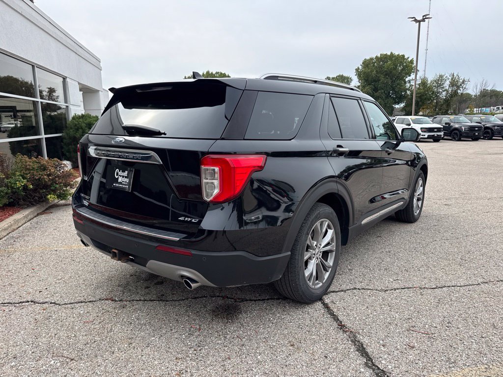 Certified 2022 Ford Explorer Limited w/ Class IV Trailer Tow Package AWD/4WD image 3