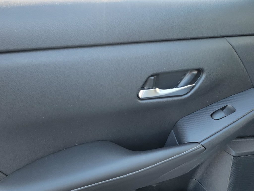 Used 2023 Nissan Sentra S FWD image 15
