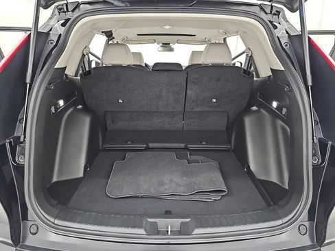Used 2025 Honda CR-V EX image 16