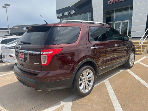 Used 2012 Ford Explorer XLT FWD image 8