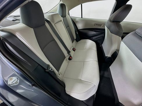 Used 2022 Toyota Corolla LE FWD image 7