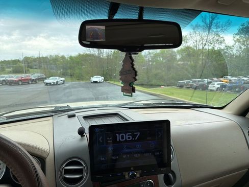 Used 2008 Ford F150 Lariat image 12