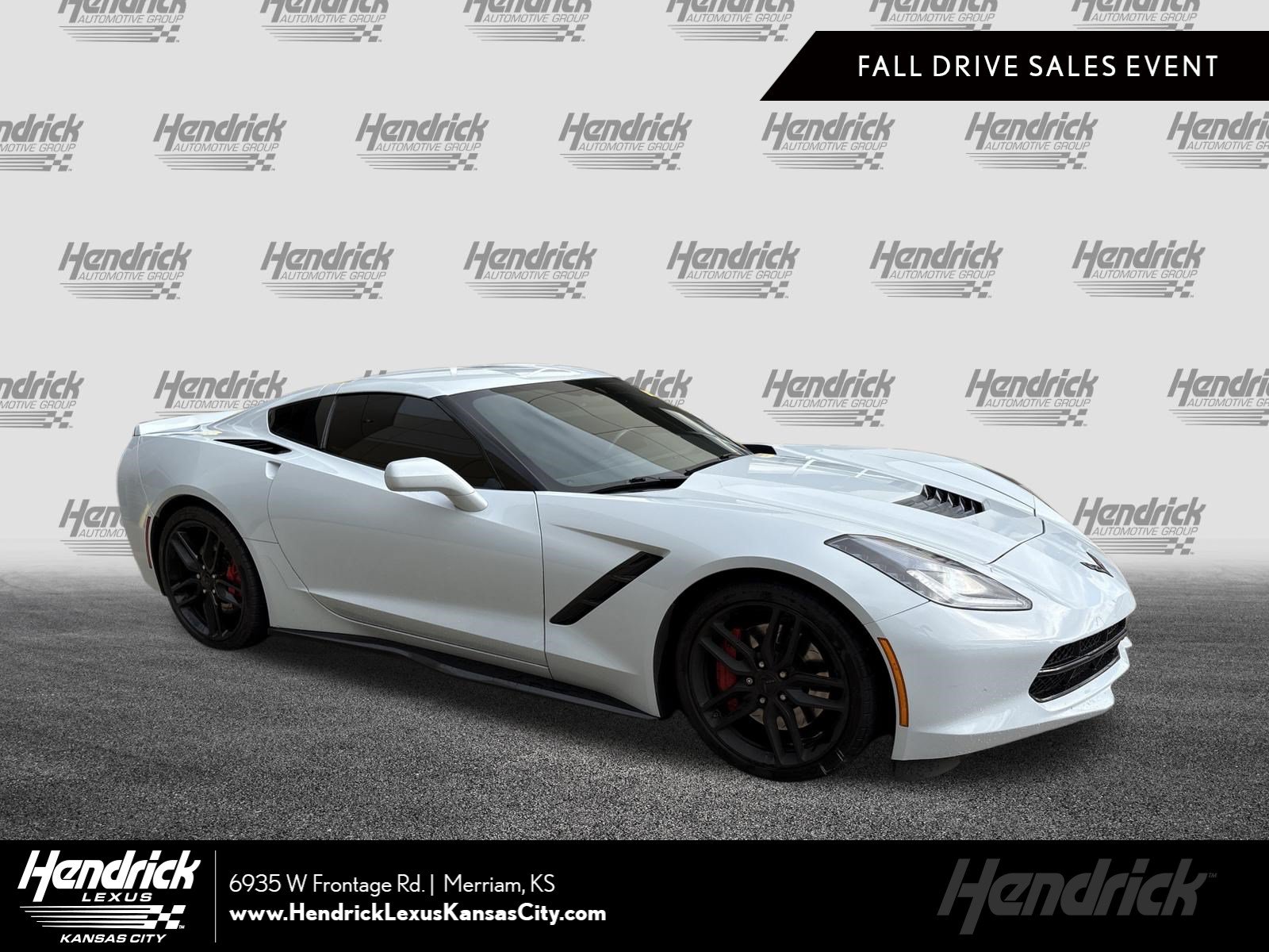 Used 2019 Chevrolet Corvette Stingray Coupe w/ Carbon Flash Badge Package RWD image 1