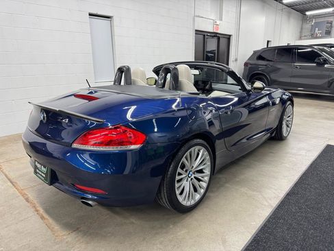 Used 2009 BMW Z4 sDrive35i image 4