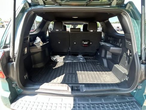 Used 2025 Toyota 4Runner TRD Off-Road Premium w/ Tow Technology Package AWD/4WD image 50