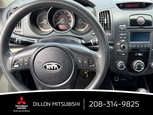 Used 2011 Kia Forte EX FWD image 16