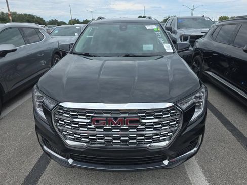 Used 2022 GMC Terrain Denali AWD/4WD image 2